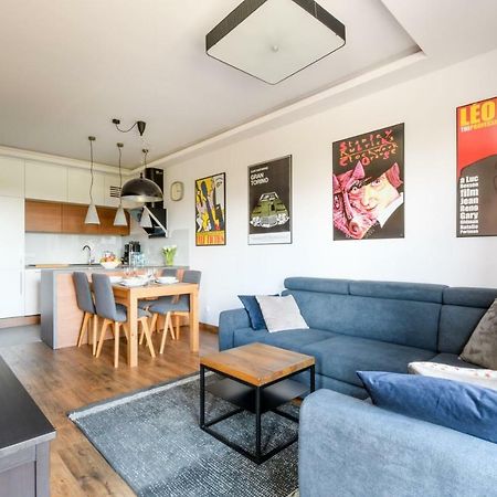 Cinema Apartment - Warszawa Exteriör bild