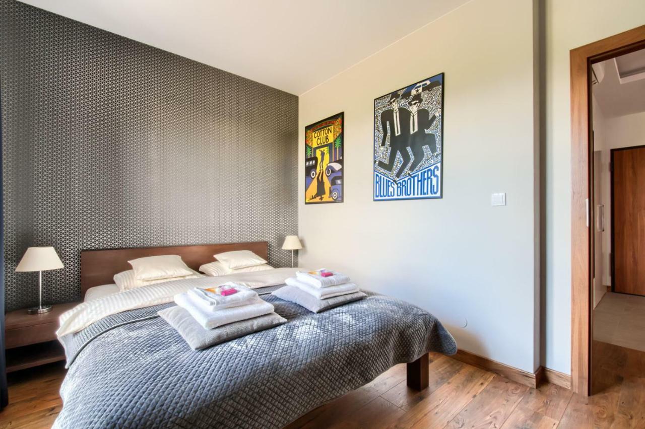 Cinema Apartment - Warszawa Exteriör bild